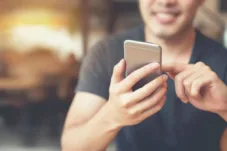 Kritisi.ID