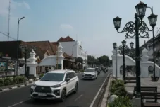Kritisi.ID